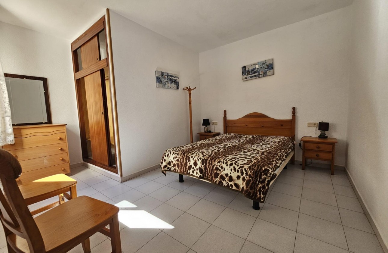 Resale - Apartment / flat - Torrevieja - Centro