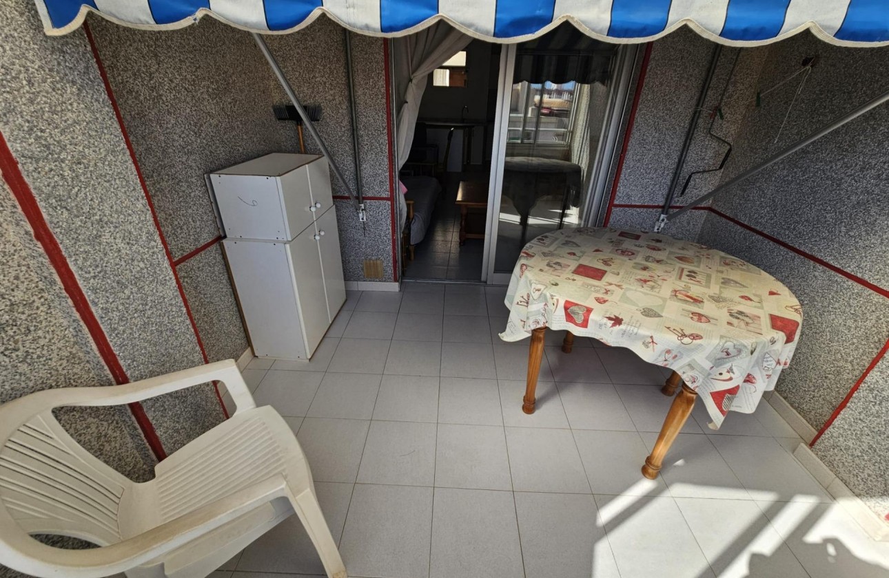 Resale - Apartment / flat - Torrevieja - Centro