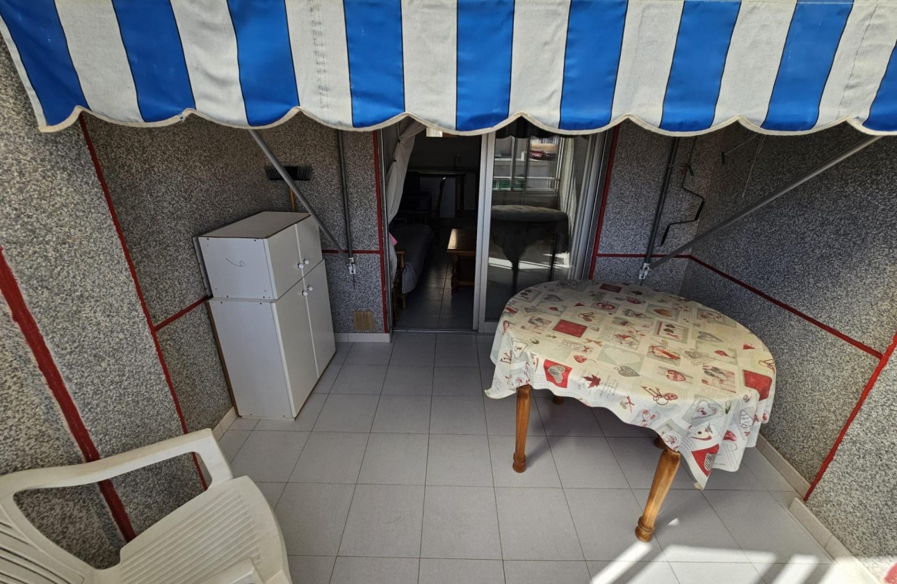 Resale - Apartment / flat - Torrevieja - Centro