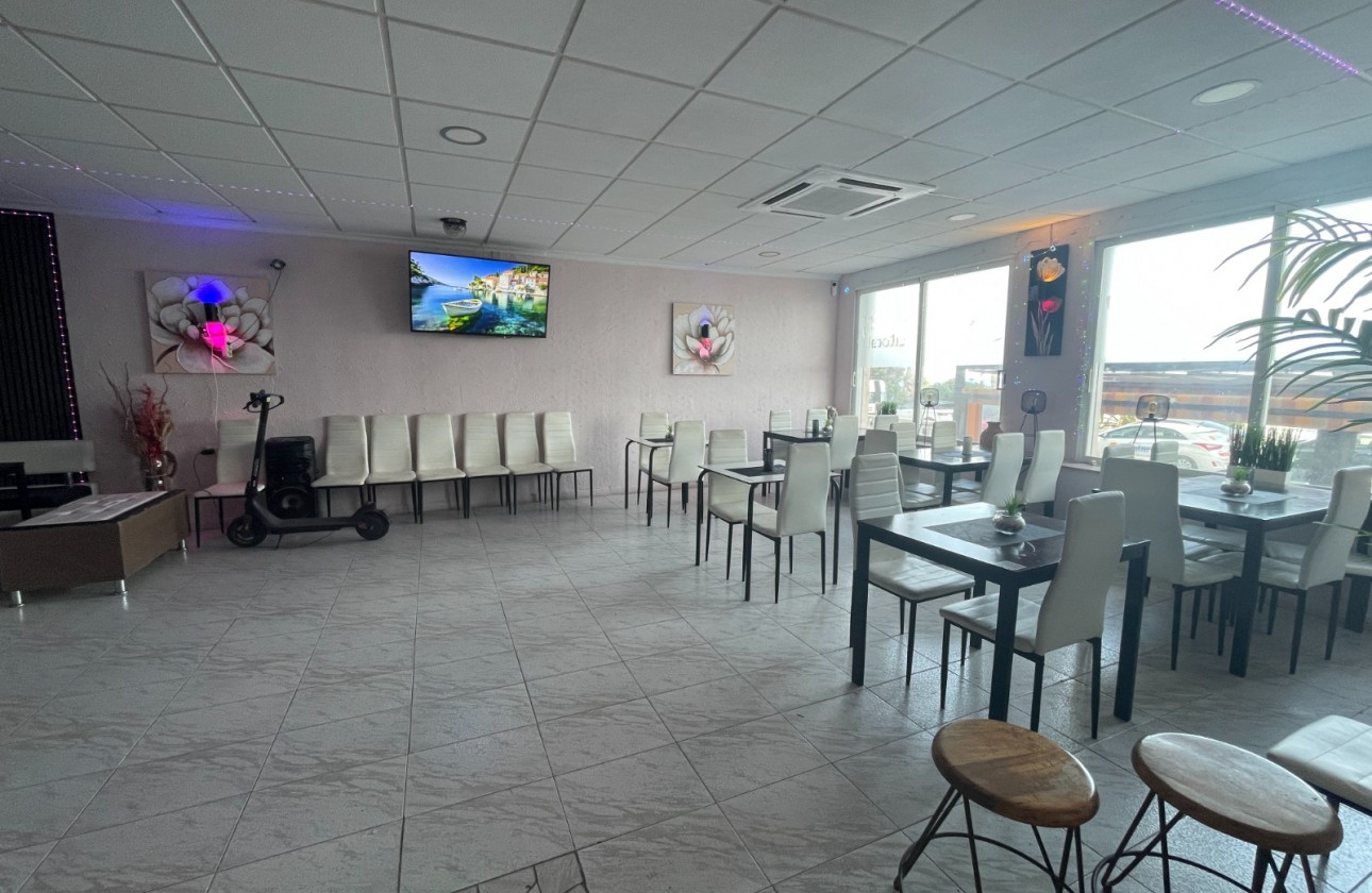 Revente - Commercial - Torrevieja - Costa Blanca