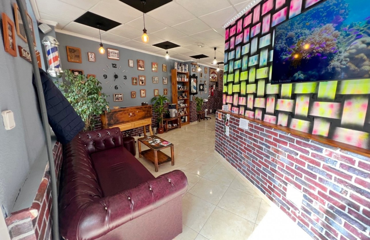 Reventa - Comercial - Guardamar del Segura - Costa Blanca