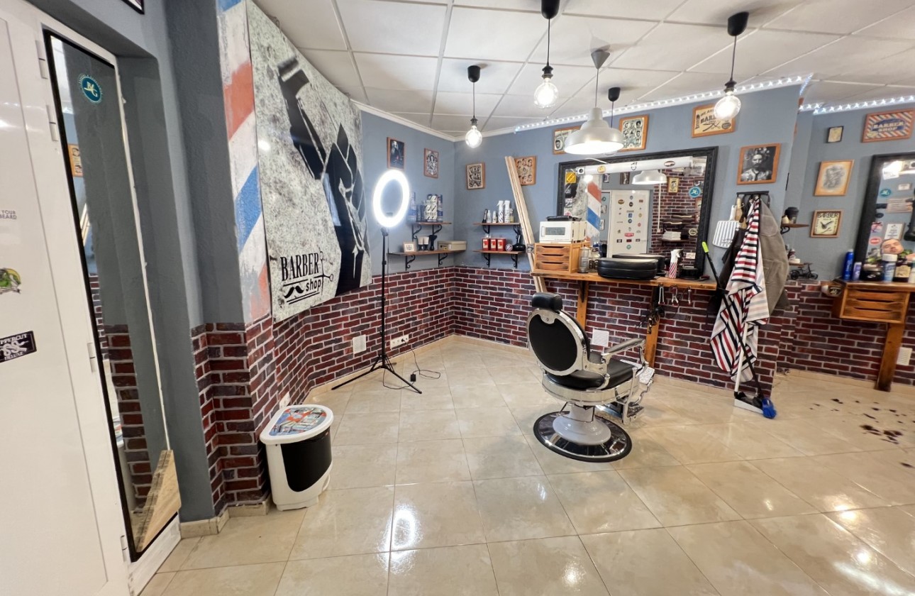 Reventa - Comercial - Guardamar del Segura - Costa Blanca