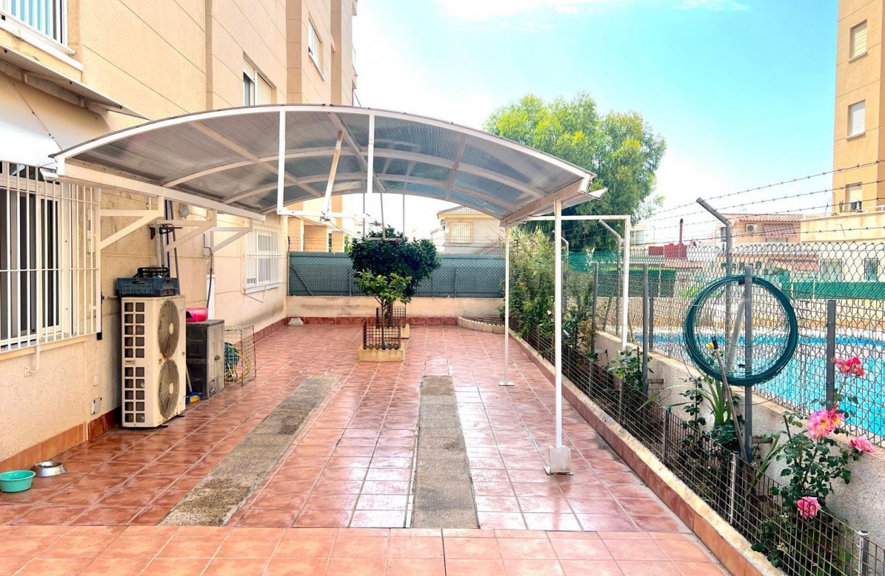 Reventa - Apartamento / piso - Torrevieja - Playa del Cura