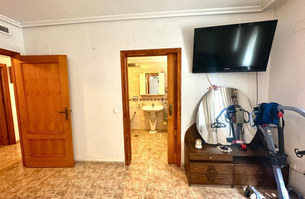 Reventa - Apartamento / piso - Torrevieja - Playa del Cura