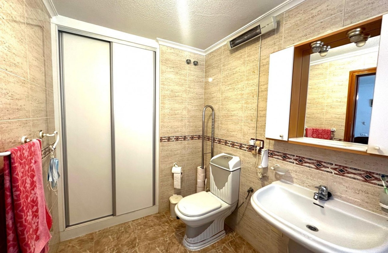 Reventa - Apartamento / piso - Torrevieja - Playa del Cura