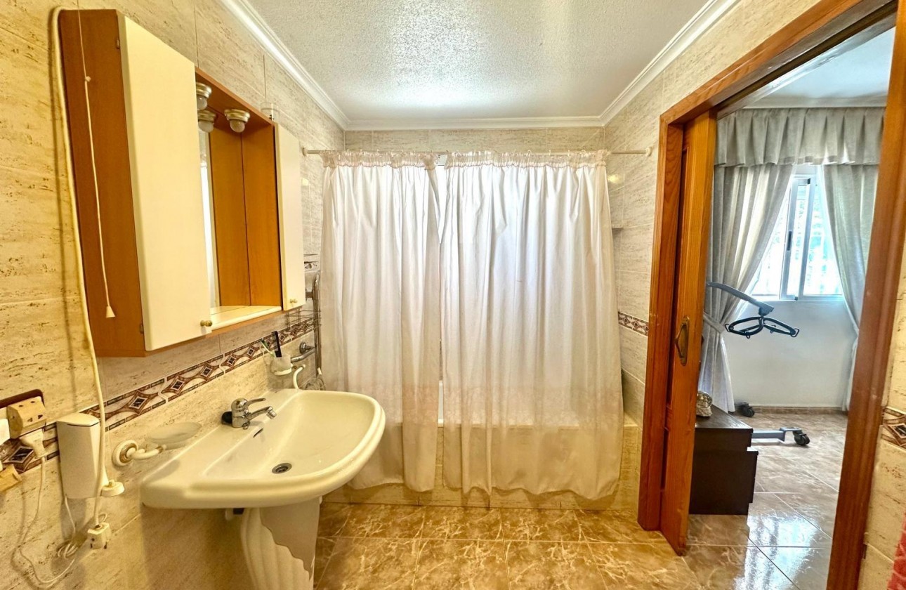 Reventa - Apartamento / piso - Torrevieja - Playa del Cura