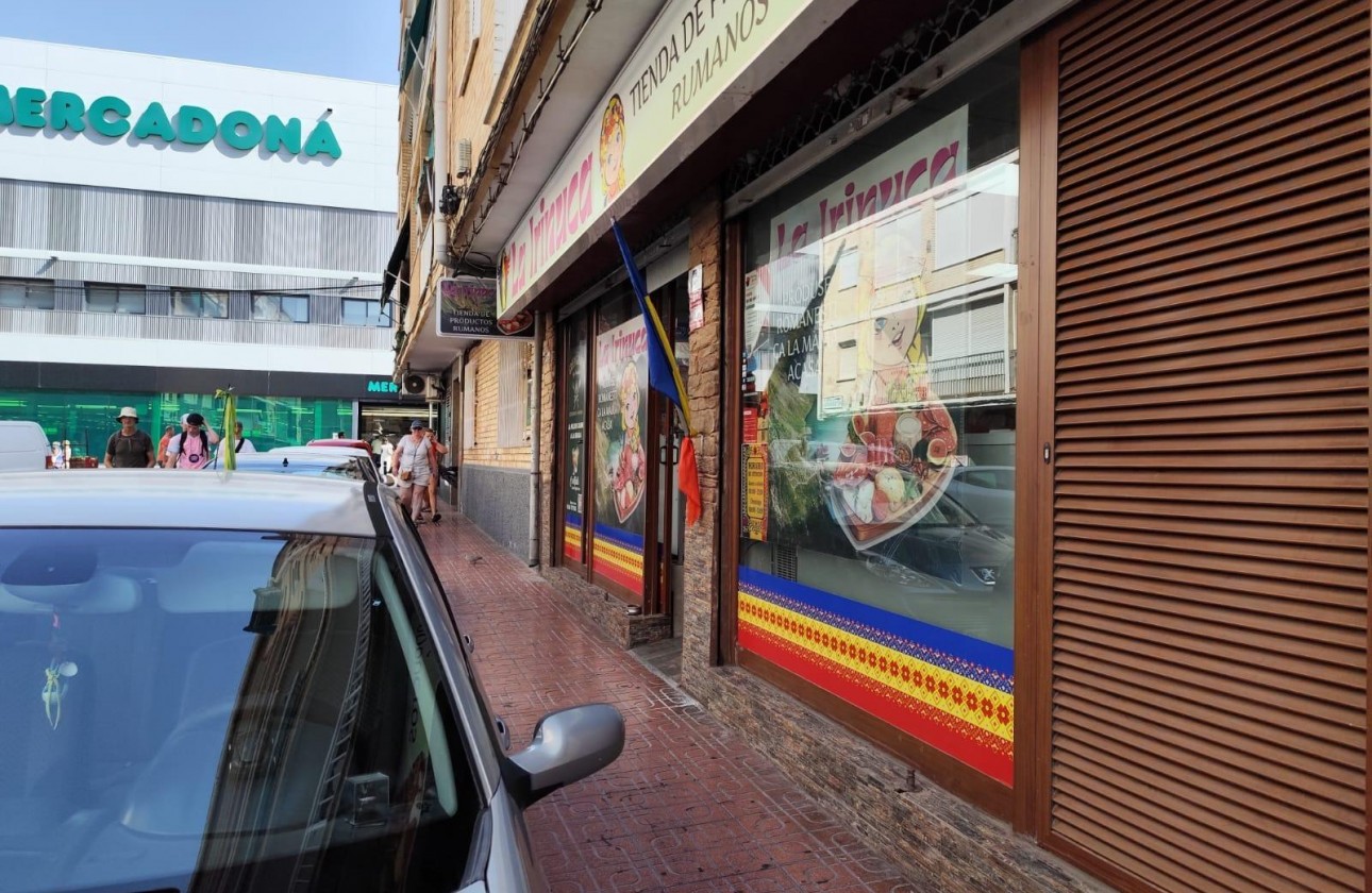 Reventa - Comercial - Torrevieja - Estacion de autobuses