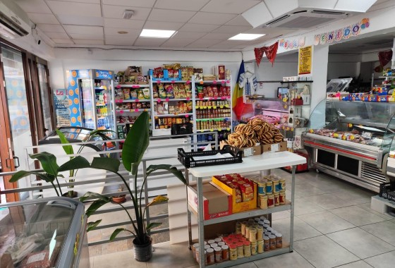 Reventa - Comercial - Torrevieja - Estacion de autobuses