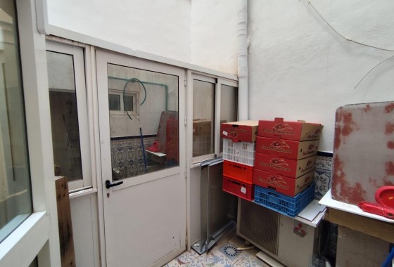 Reventa - Comercial - Torrevieja - Estacion de autobuses