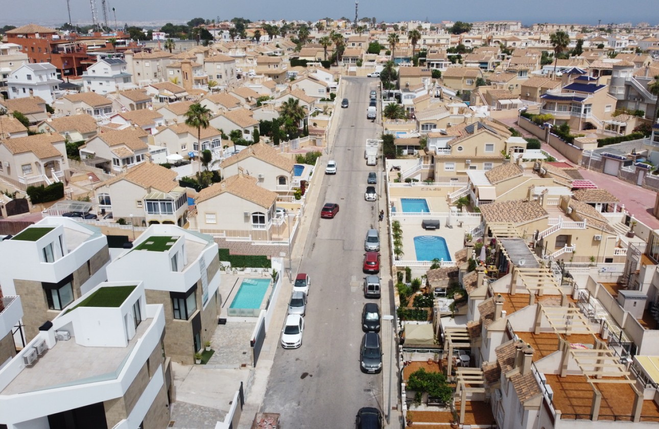 Reventa - Town House Penthouse - Torrevieja - La Florida
