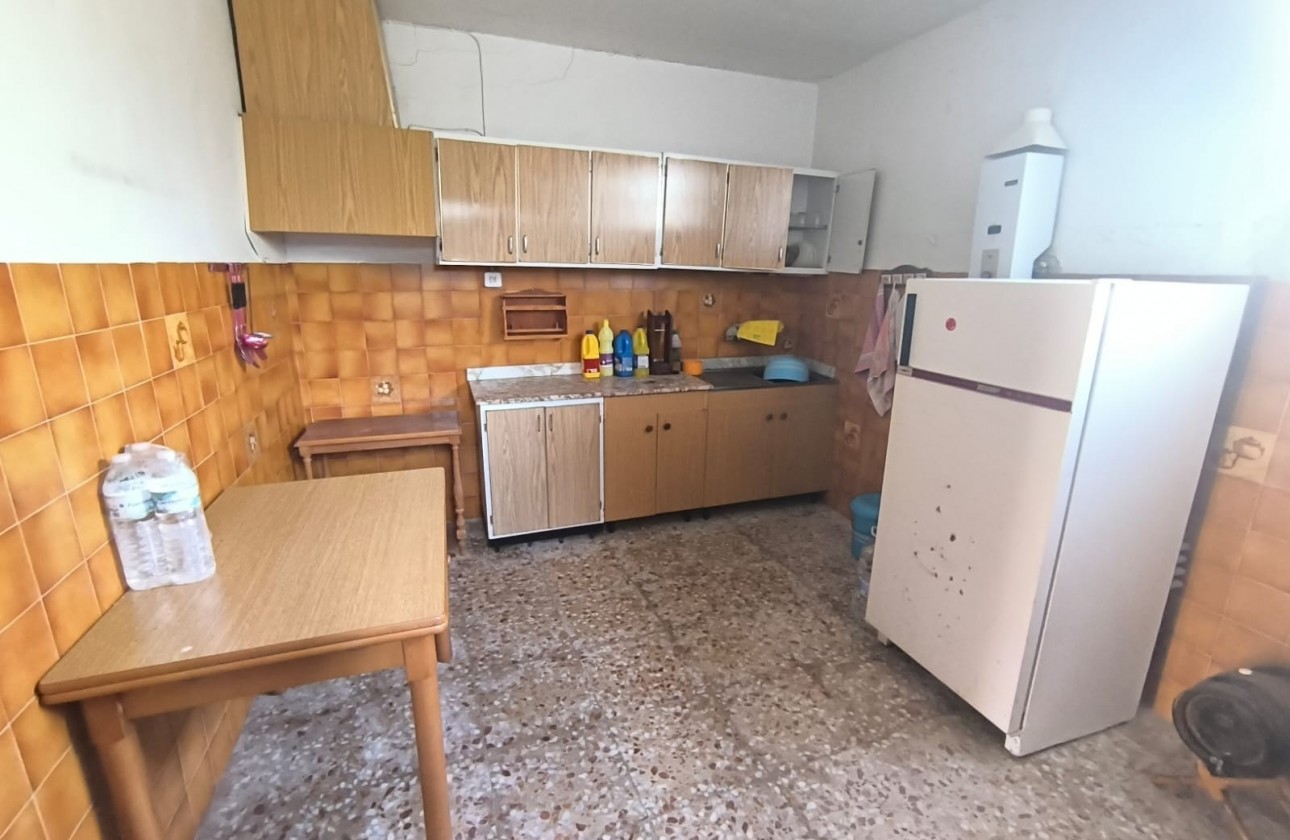 Reventa - Property - Yecla - Inland