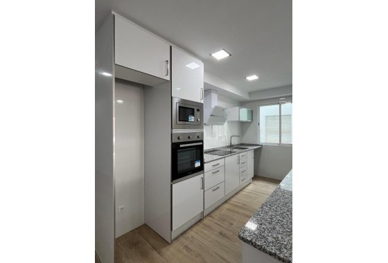 Reventa - Apartamento / piso - Torrevieja - LA MATA