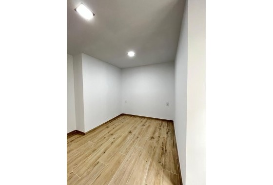 Reventa - Apartamento / piso - Torrevieja - LA MATA