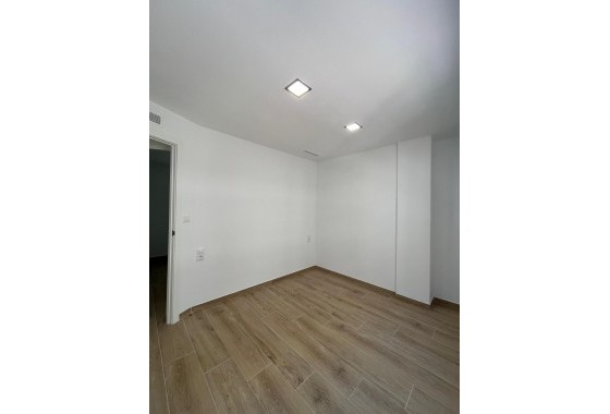 Reventa - Apartamento / piso - Torrevieja - LA MATA