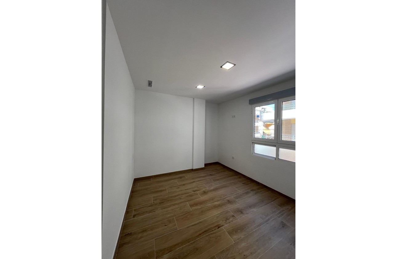 Reventa - Apartamento / piso - Torrevieja - LA MATA