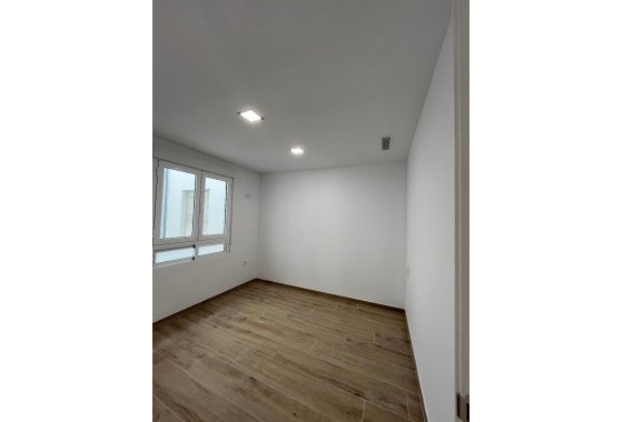 Reventa - Apartamento / piso - Torrevieja - LA MATA