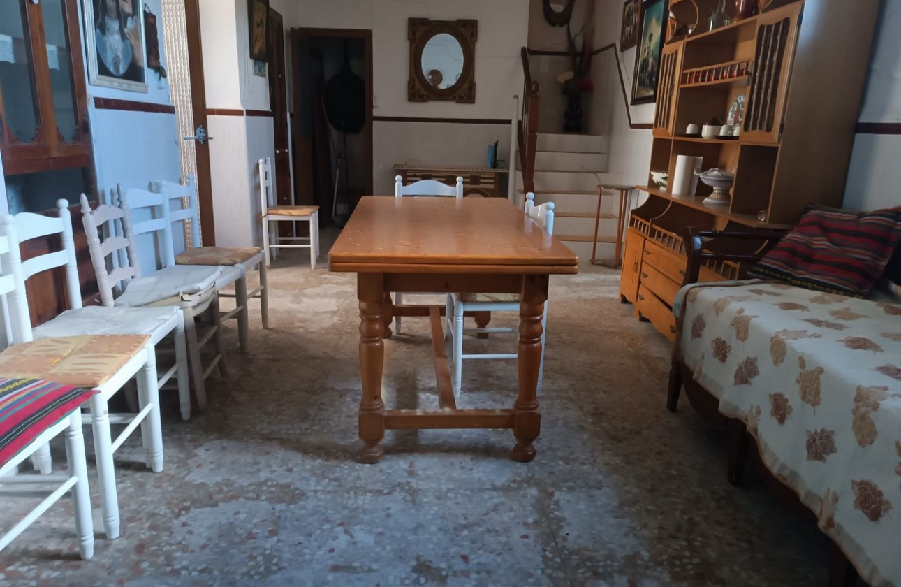 Revente - Property - Yecla - Inland