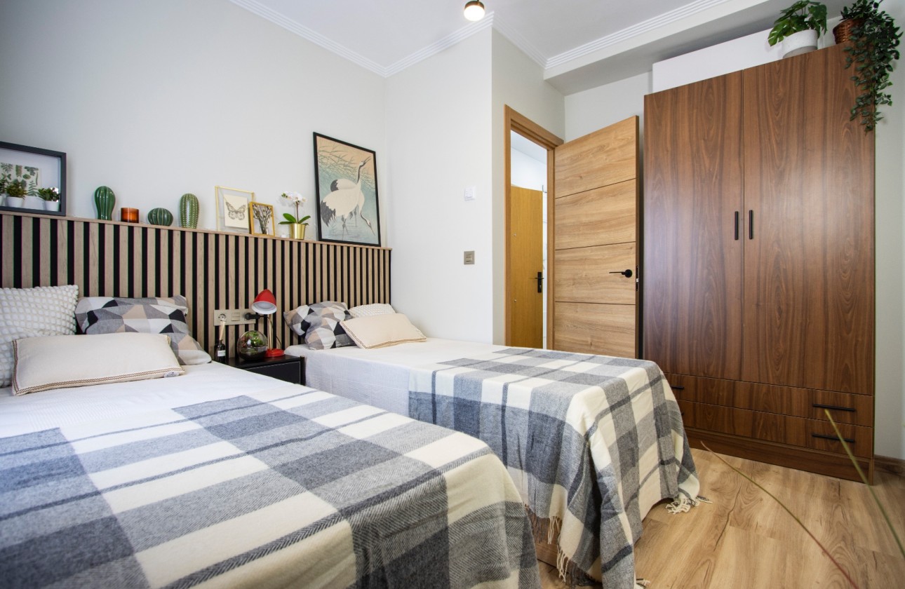 Resale - Apartment / flat - Torrevieja - Costa Blanca