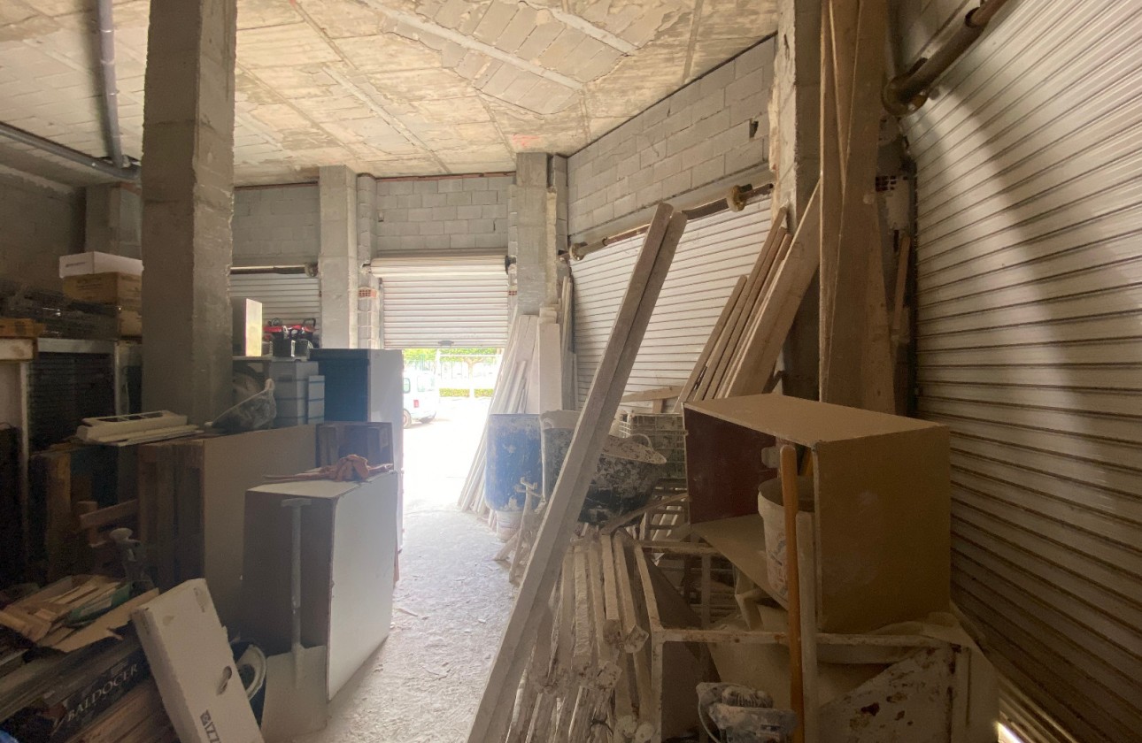 Reventa - Comercial - Formentera del Segura - Costa Blanca