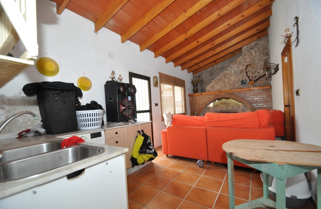 Revente - Property - Yecla - Inland