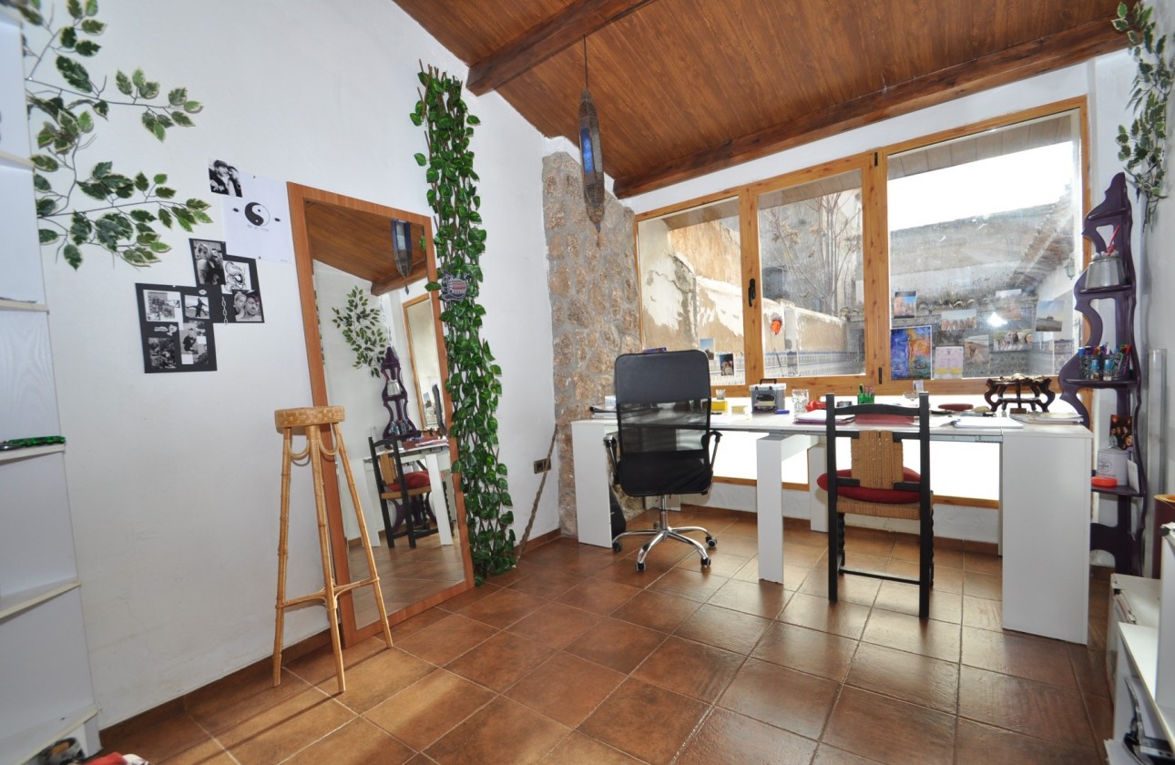Revente - Property - Yecla - Inland