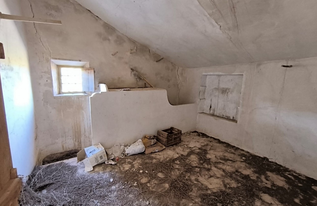 Reventa - Property - Yecla - Inland