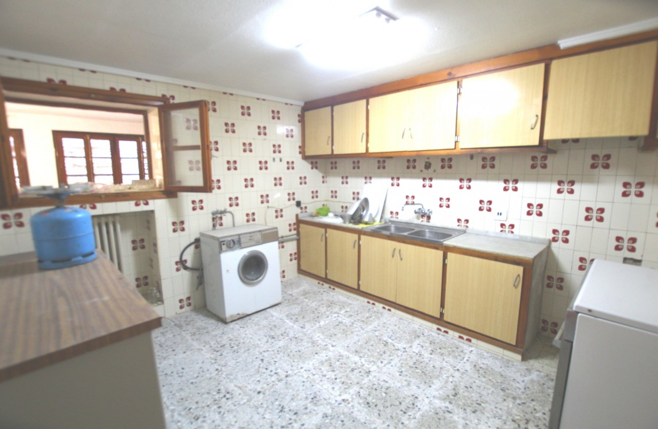 Revente - Property - Torre Del Rico - Inland