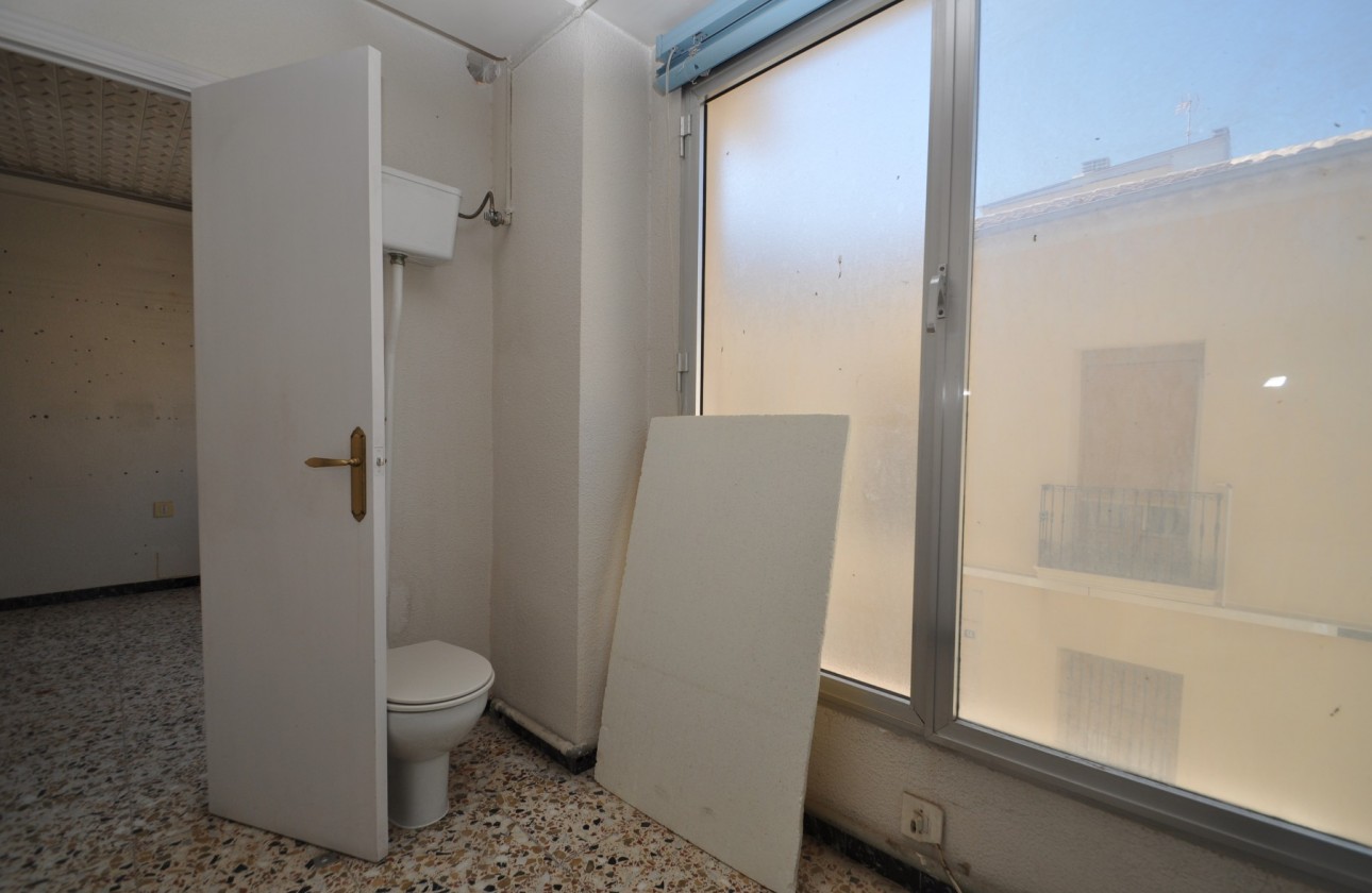 Reventa - Apartamento / piso - Pinoso - Inland