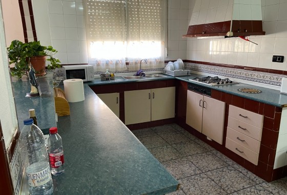 Resale - Villa - San Miguel de Salinas - pueblo
