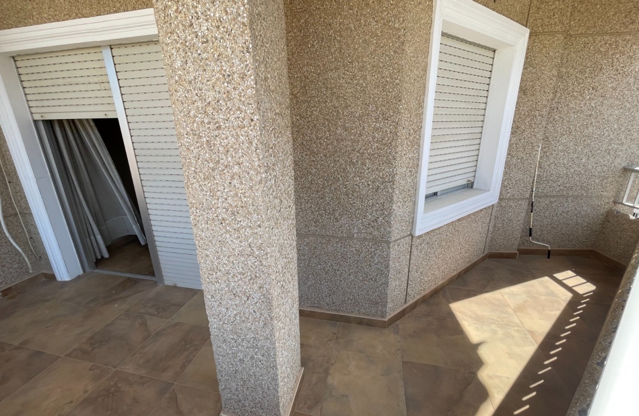 Resale - Villa - San Miguel de Salinas - pueblo