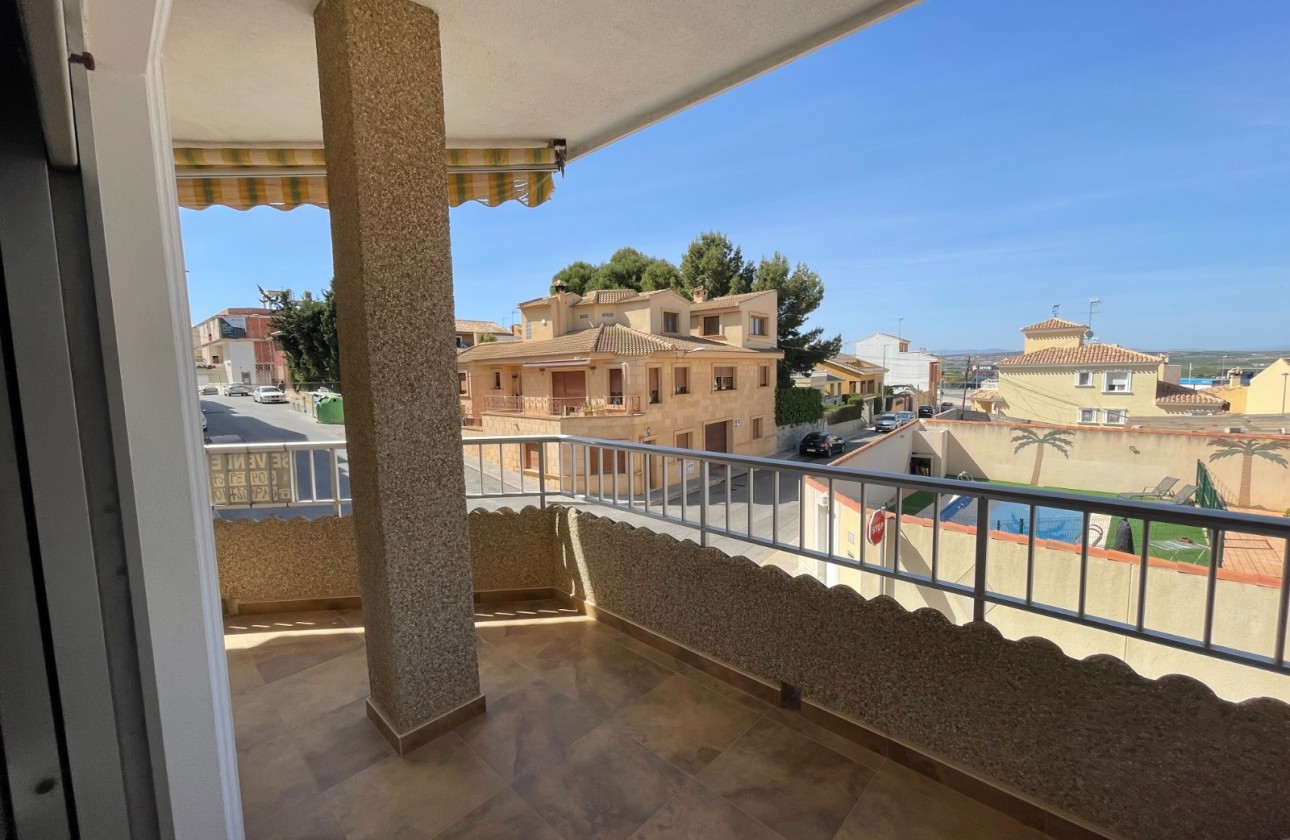 Resale - Villa - San Miguel de Salinas - pueblo