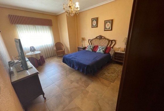 Resale - Villa - San Miguel de Salinas - pueblo