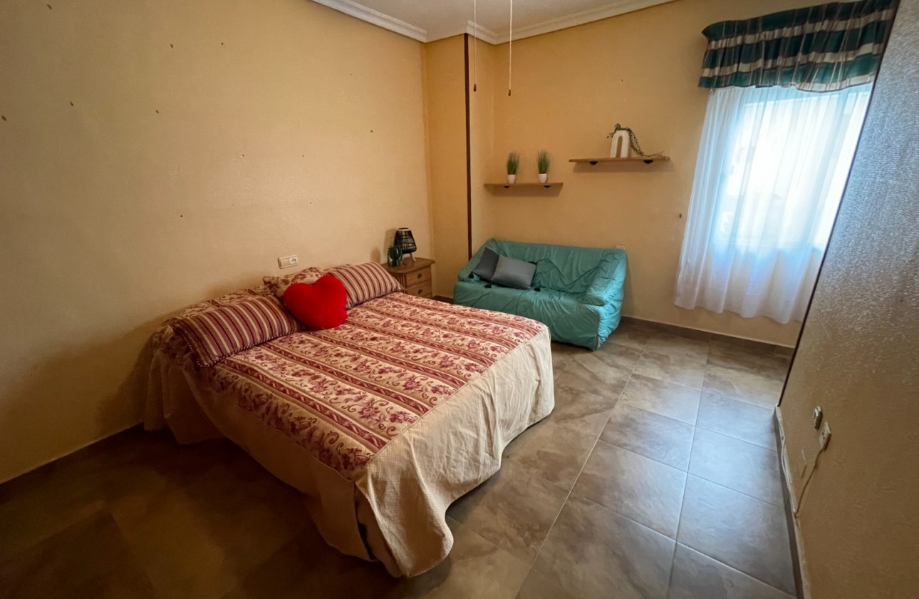 Resale - Villa - San Miguel de Salinas - pueblo