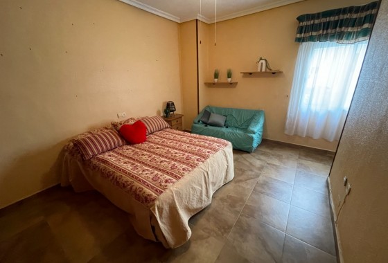 Resale - Villa - San Miguel de Salinas - pueblo
