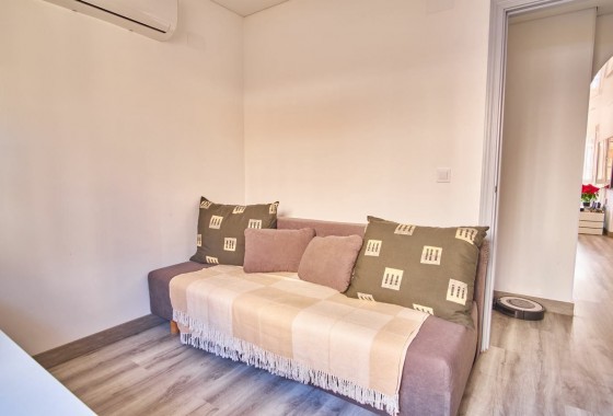 Revente - Villa - Los Montesinos - La Herrada