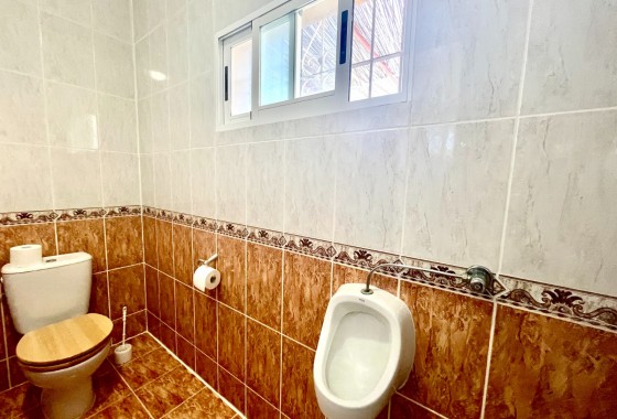 Resale - Finca / Country Property - Crevillente