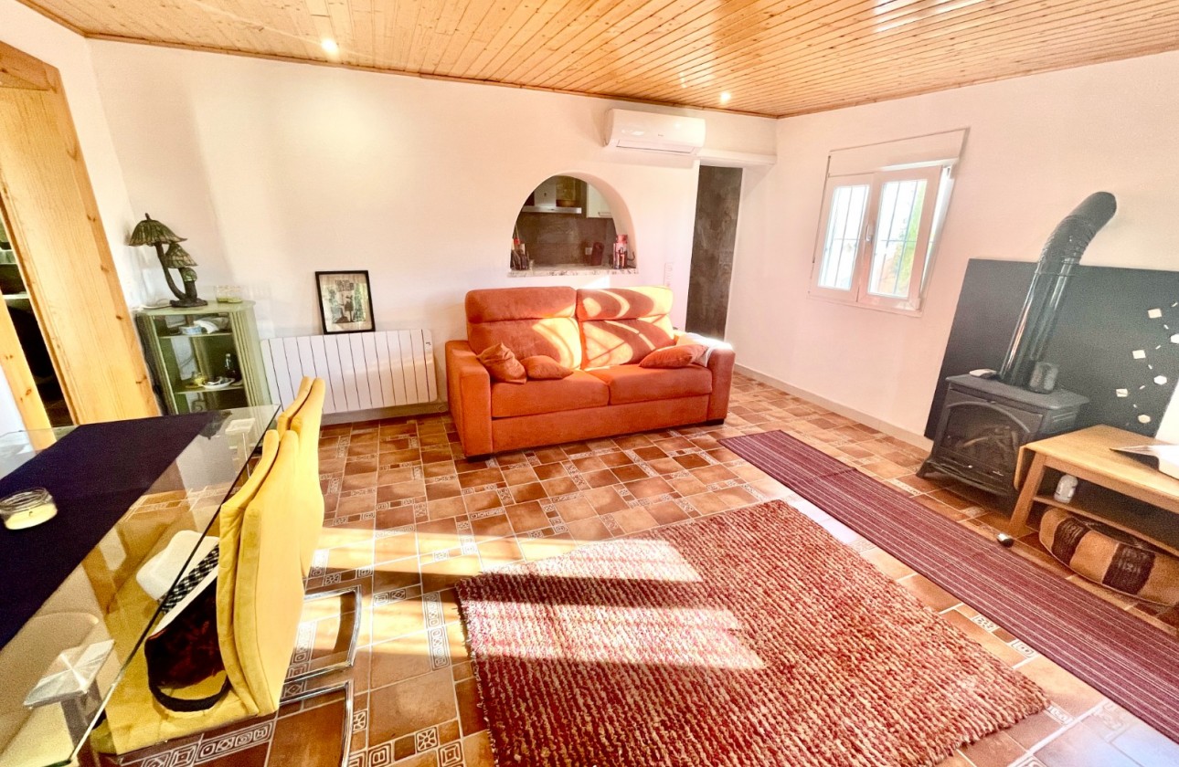 Resale - Finca / Country Property - Crevillente