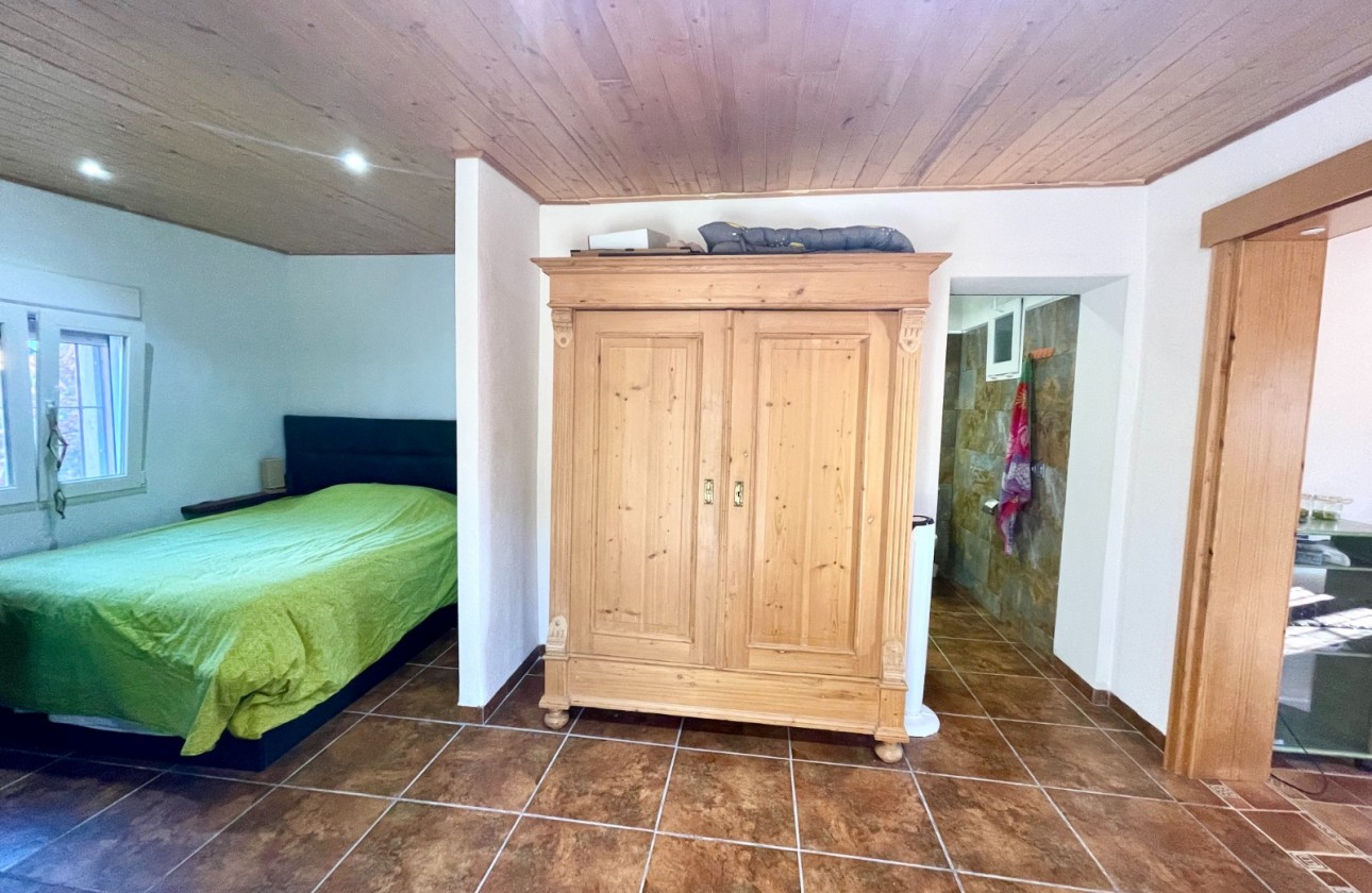 Resale - Finca / Country Property - Crevillente