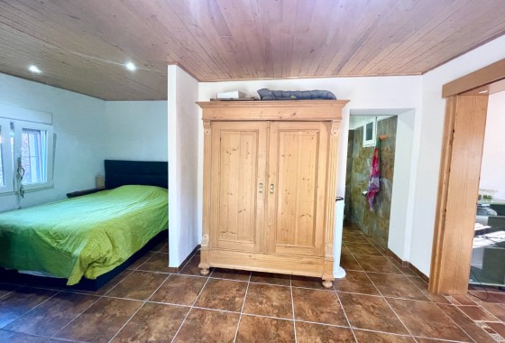 Resale - Finca / Country Property - Crevillente