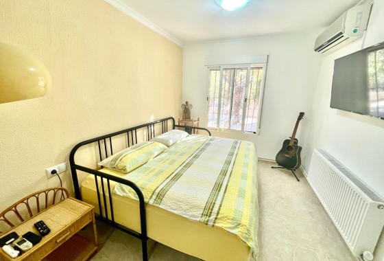 Resale - Finca / Country Property - Crevillente