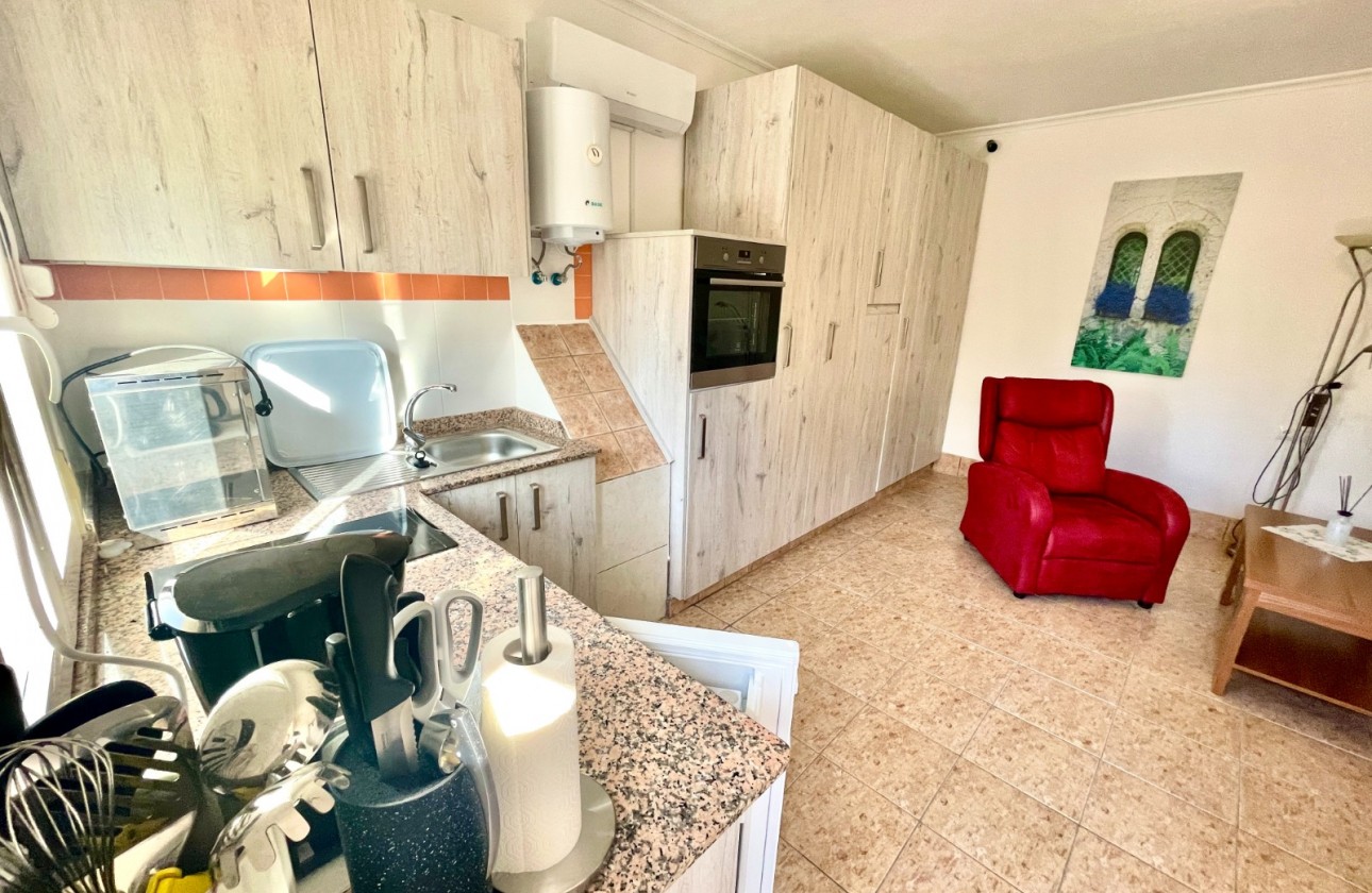 Resale - Finca / Country Property - Crevillente