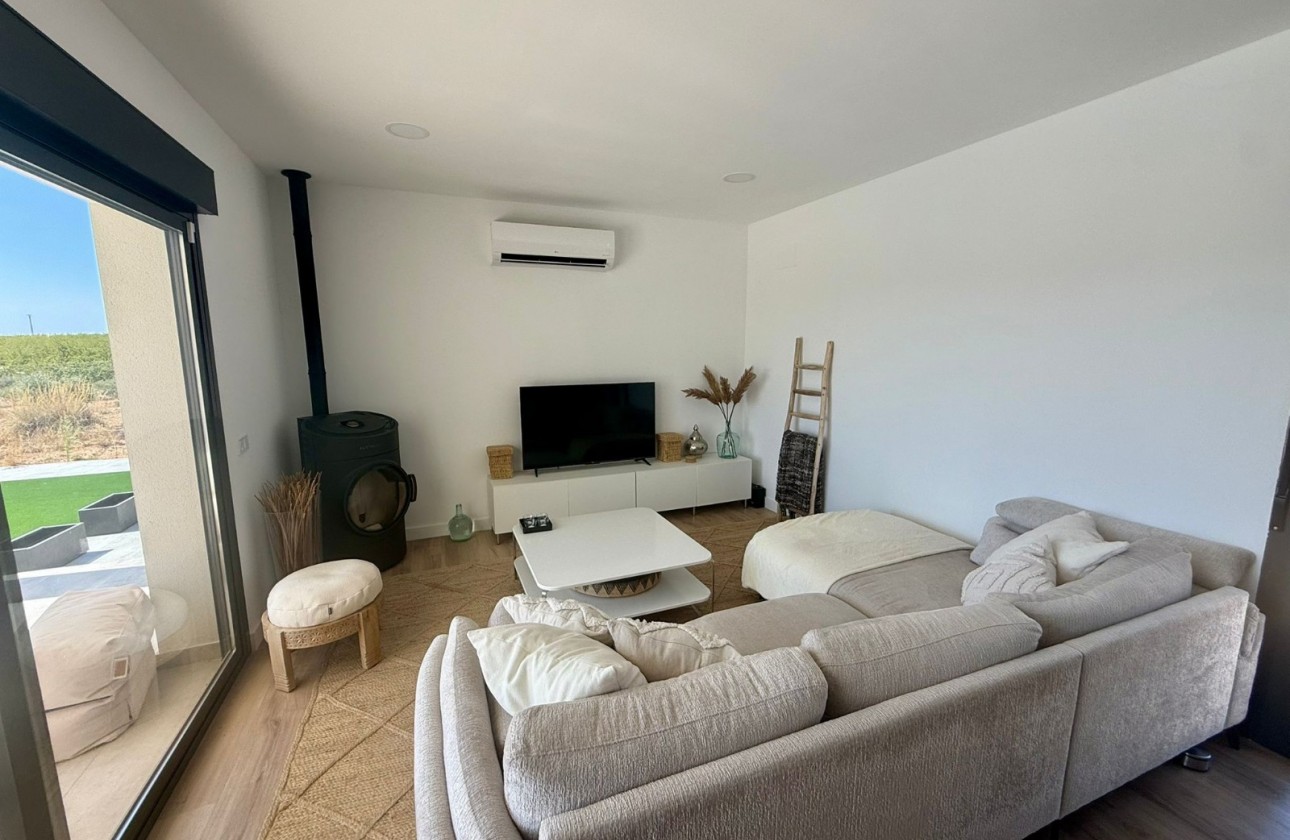 Revente - Villa - Pinoso