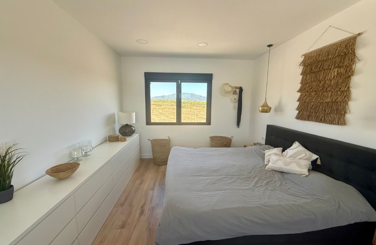 Revente - Villa - Pinoso