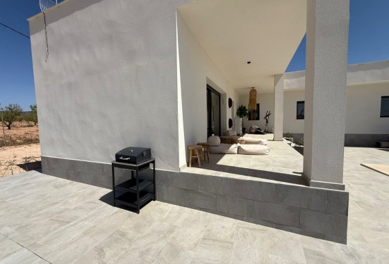 Revente - Villa - Pinoso