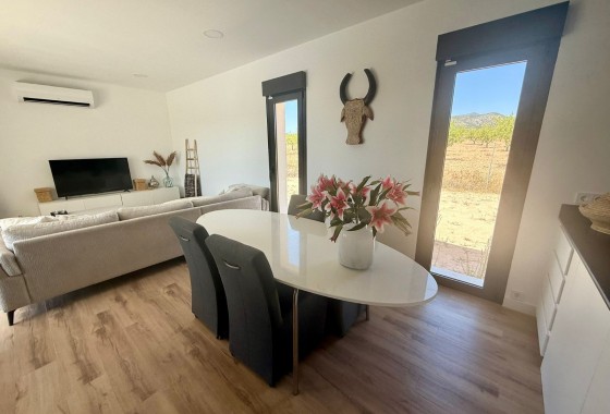 Revente - Villa - Pinoso