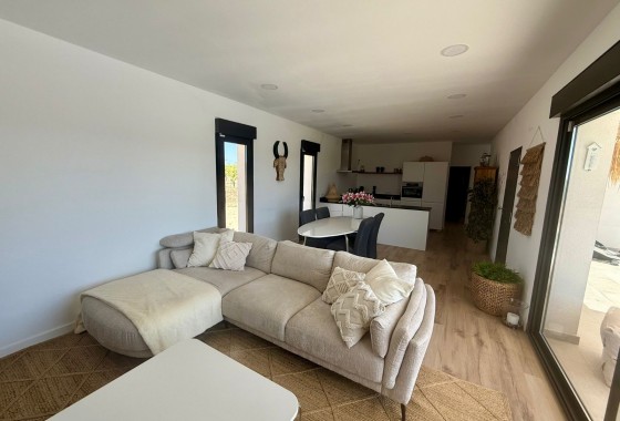 Revente - Villa - Pinoso