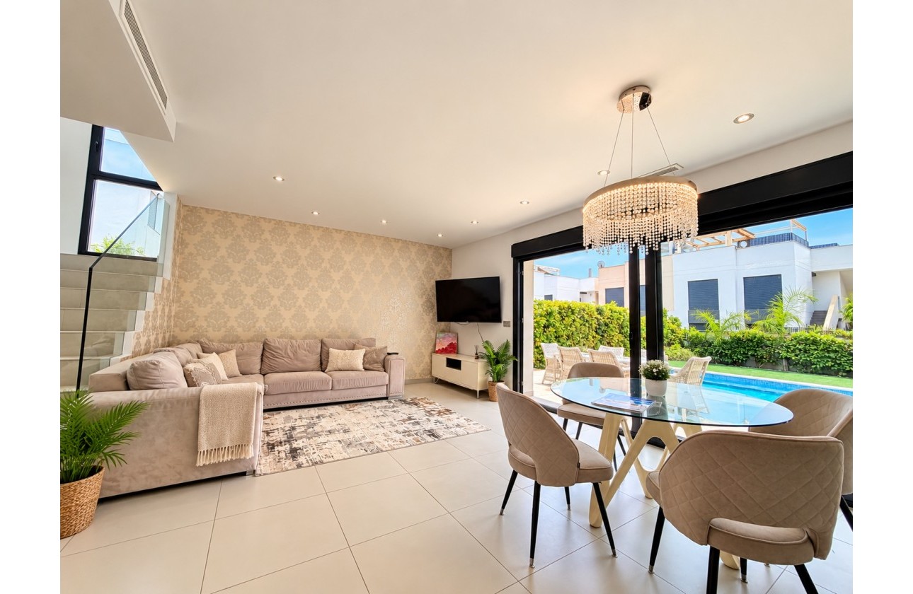 Resale - Villa - Ciudad quesada