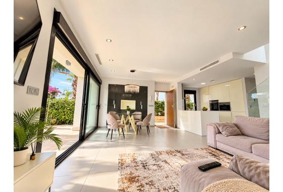 Resale - Villa - Ciudad quesada