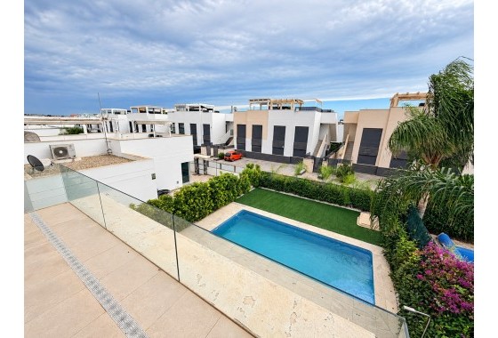 Resale - Villa - Ciudad quesada