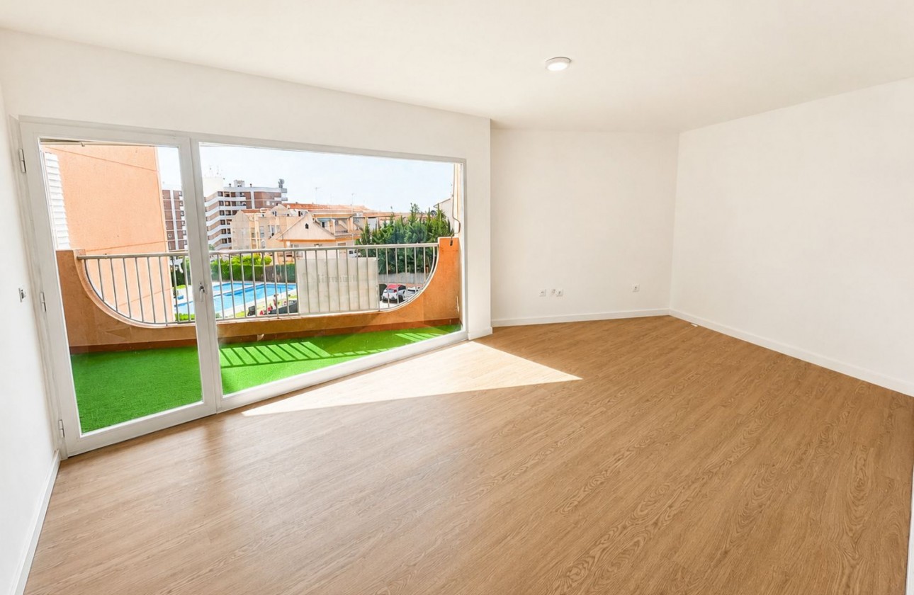 Resale - Apartment / flat - La Zenia - Costa Blanca
